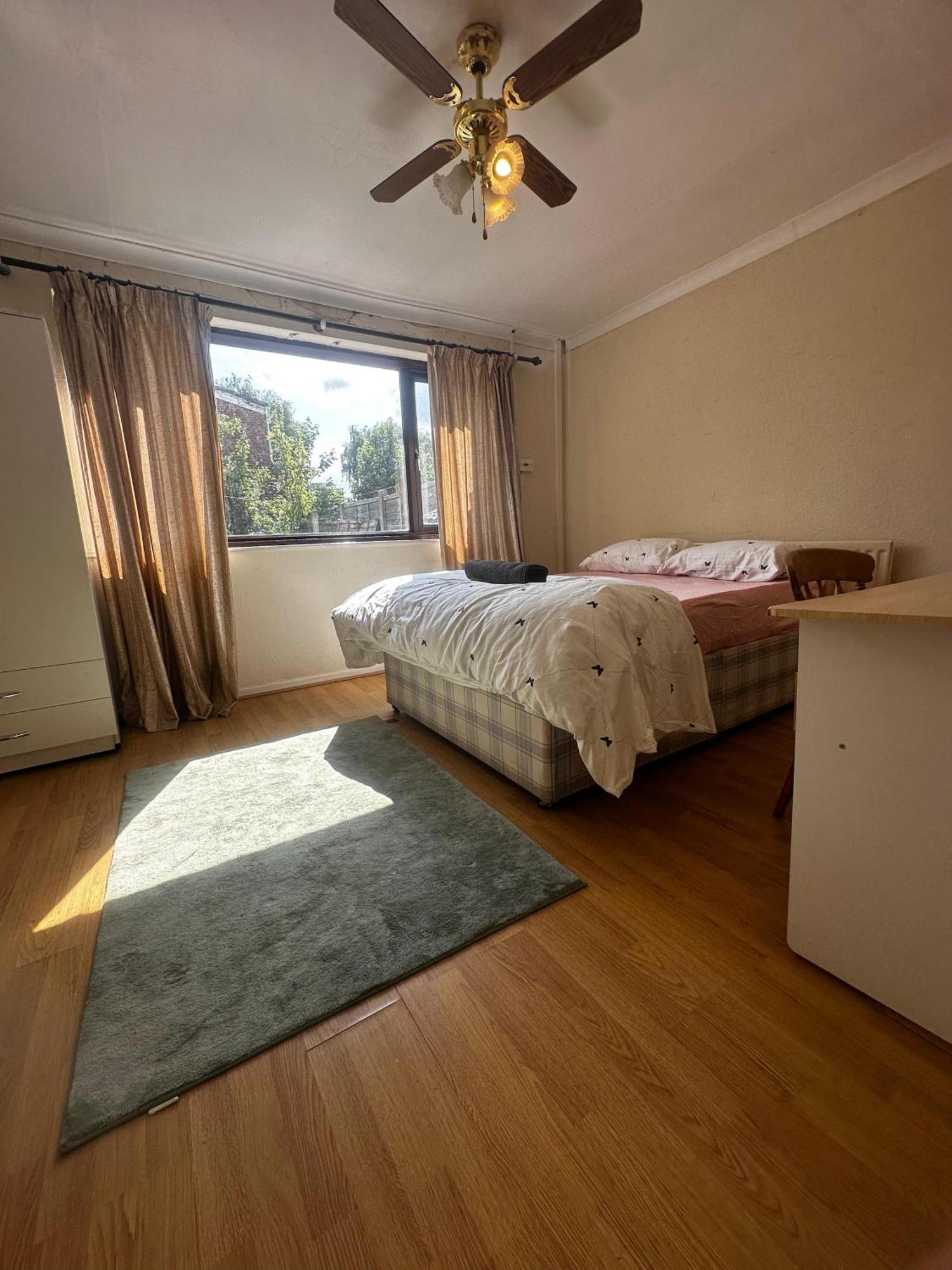 Budget Rooms - Near City Center Birmingham Buitenkant foto