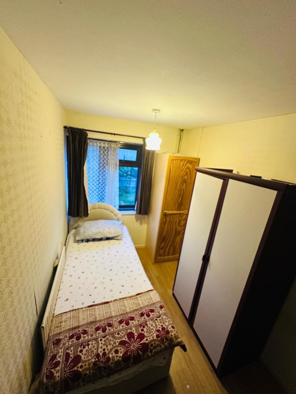 Budget Rooms - Near City Center Birmingham Buitenkant foto