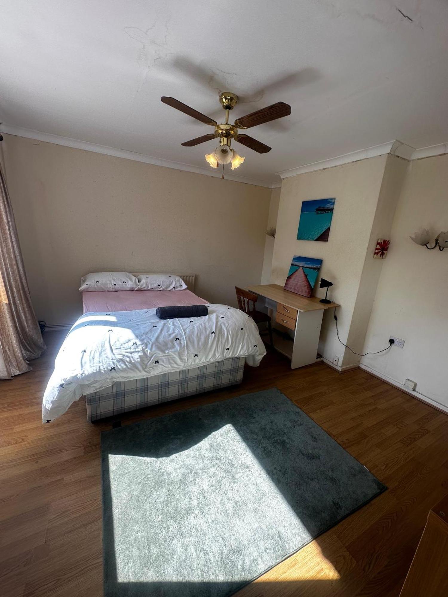 Budget Rooms - Near City Center Birmingham Buitenkant foto
